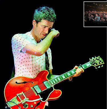 Derai Airmata Noel `Oasis` Gallagher pada Konser `Reopening` Manchester Arena